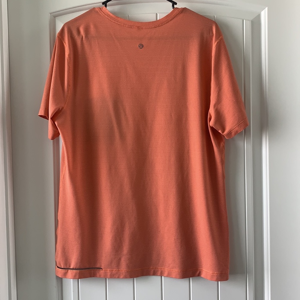 Lululemon Tee - Picture 2 of 3